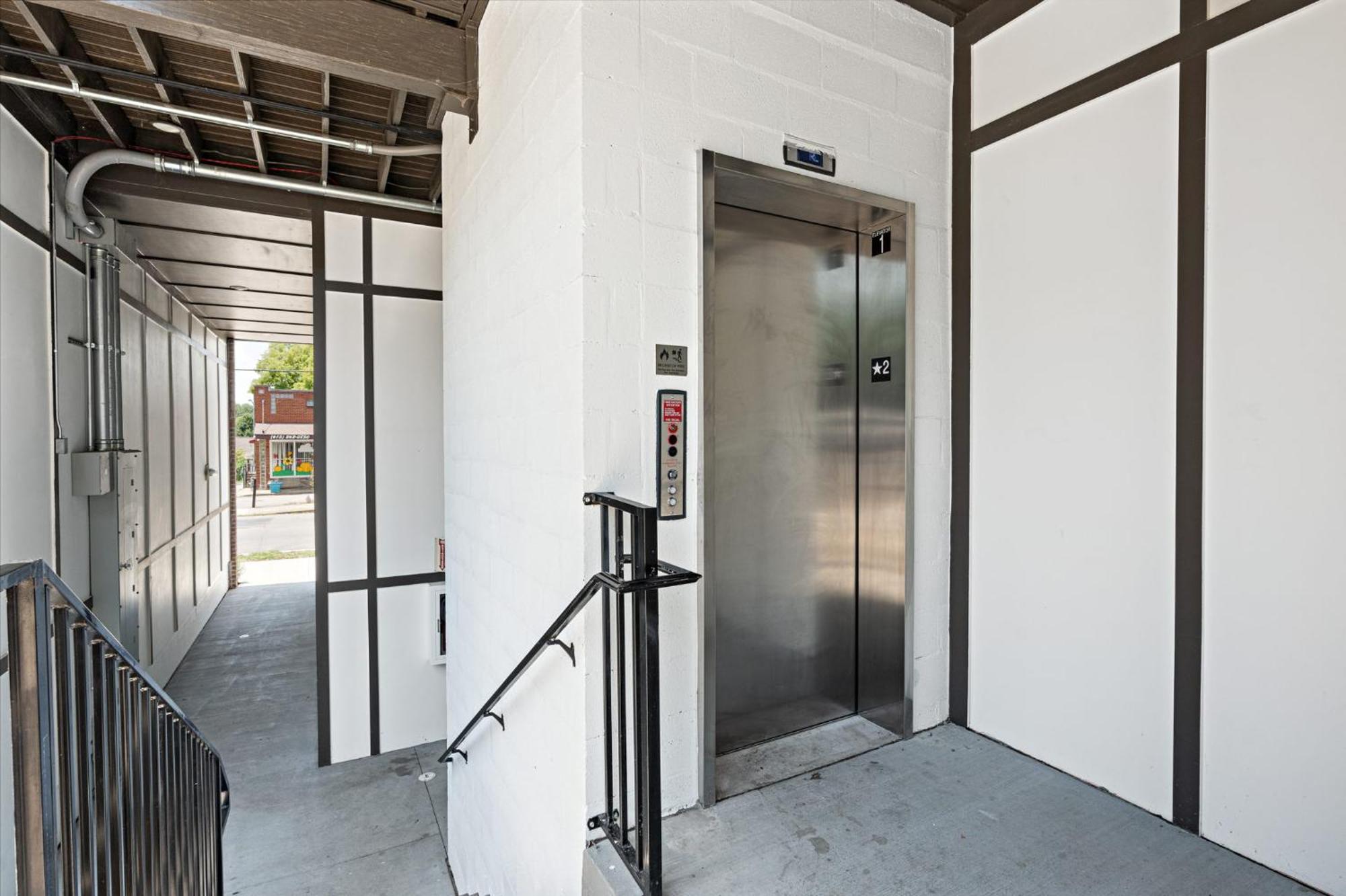 Modern Nashville Condo 5 Beds -3 Miles To Downtown 외부 사진